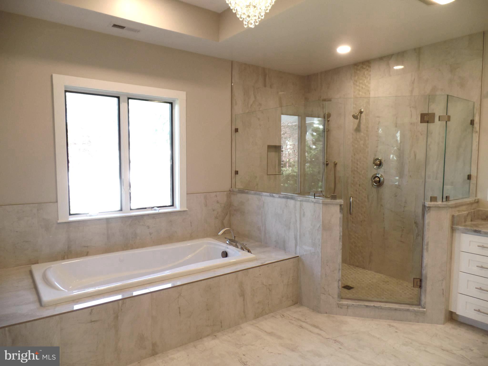 PIMMIT HILLS - Residential