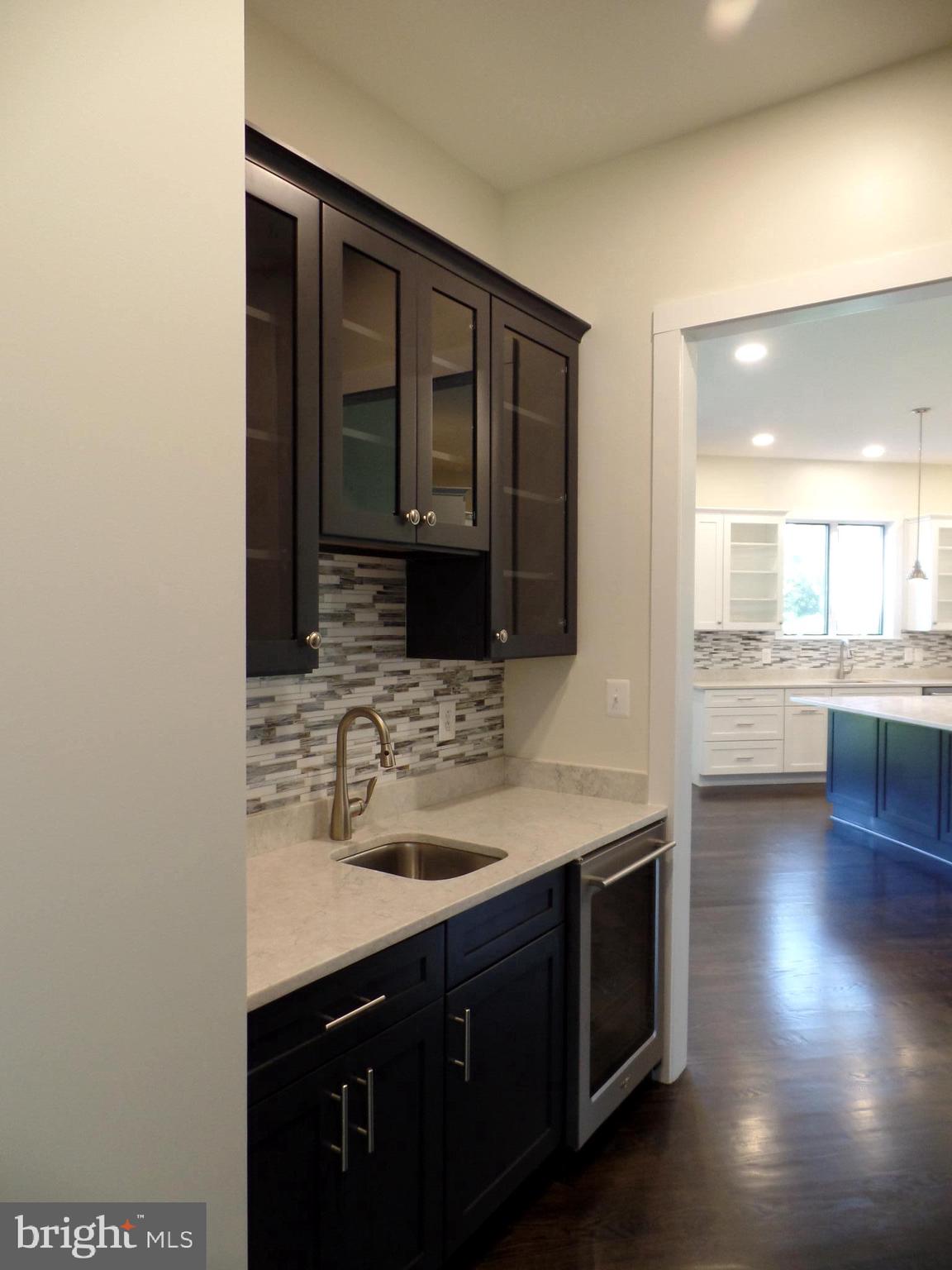 PIMMIT HILLS - Residential