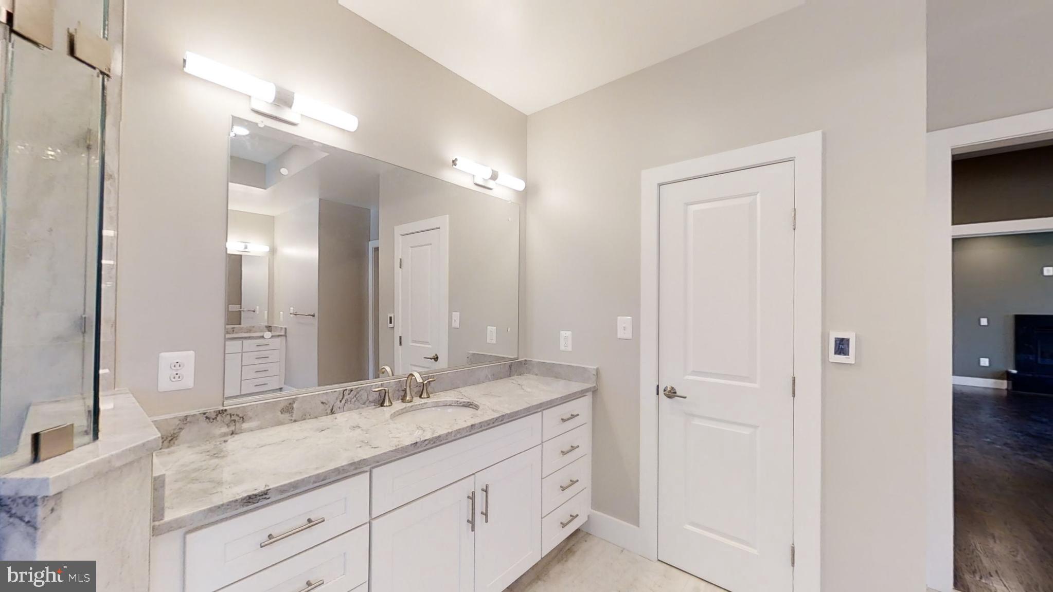 PIMMIT HILLS - Residential