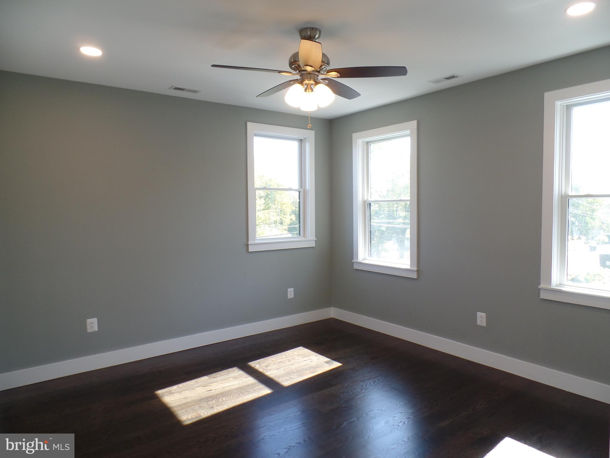 PIMMIT HILLS - Residential