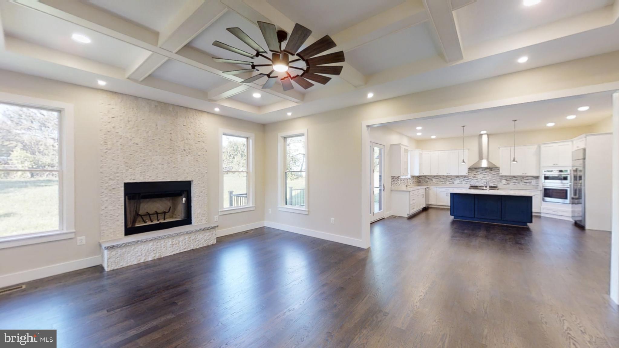 PIMMIT HILLS - Residential