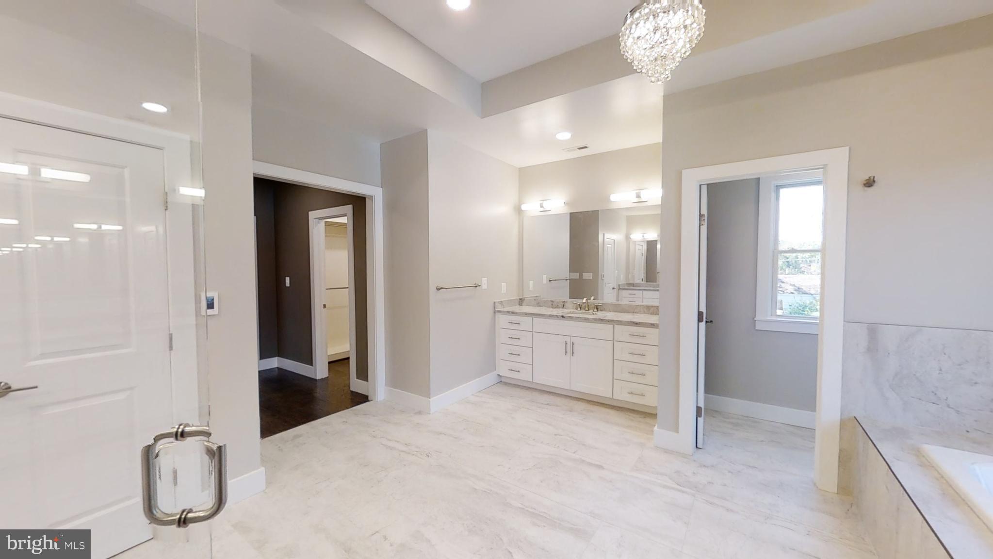 PIMMIT HILLS - Residential