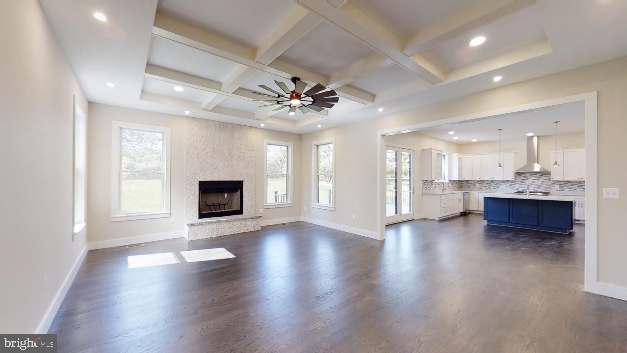 PIMMIT HILLS - Residential