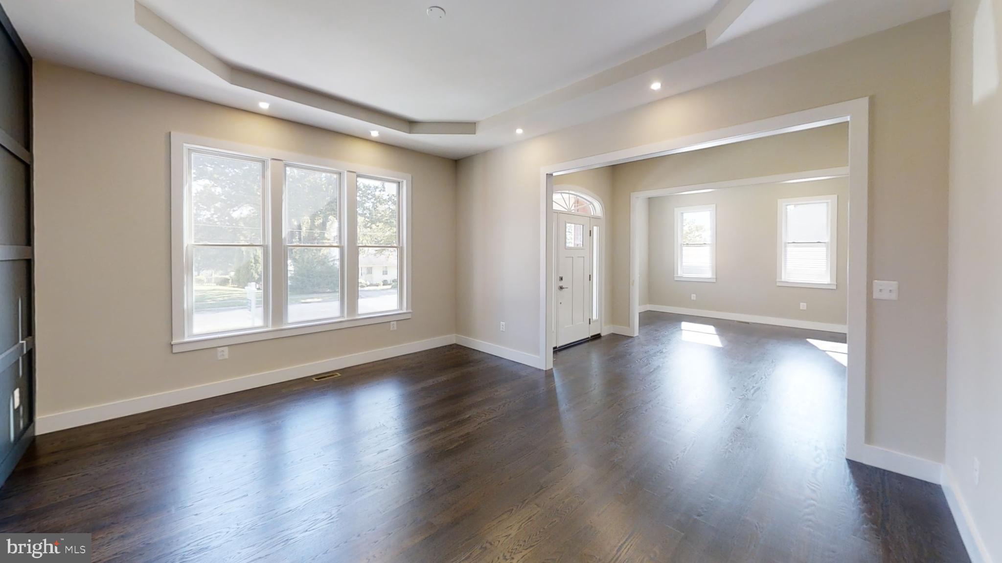 PIMMIT HILLS - Residential