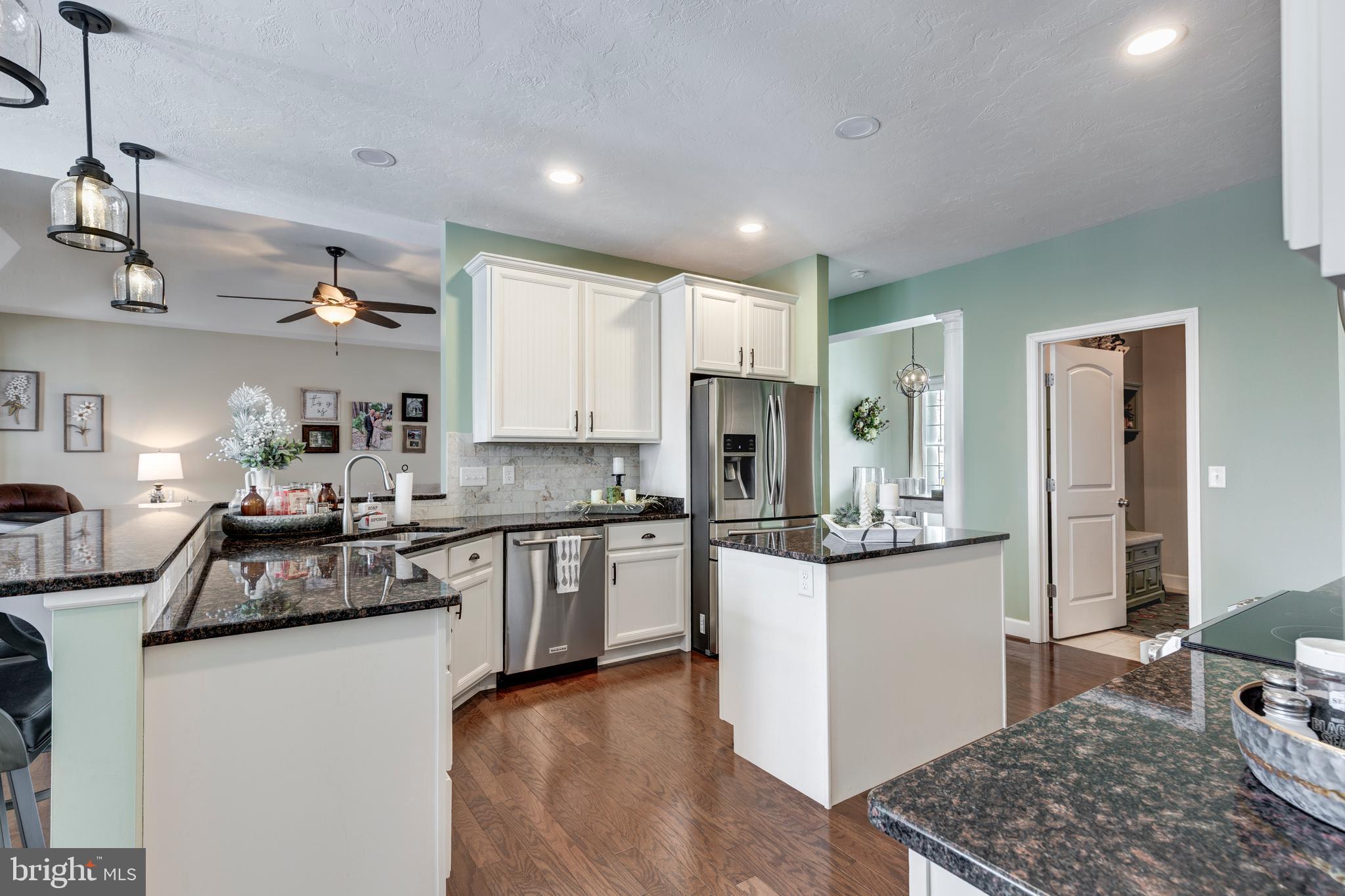 HIGH POINTE NORTH - Residential