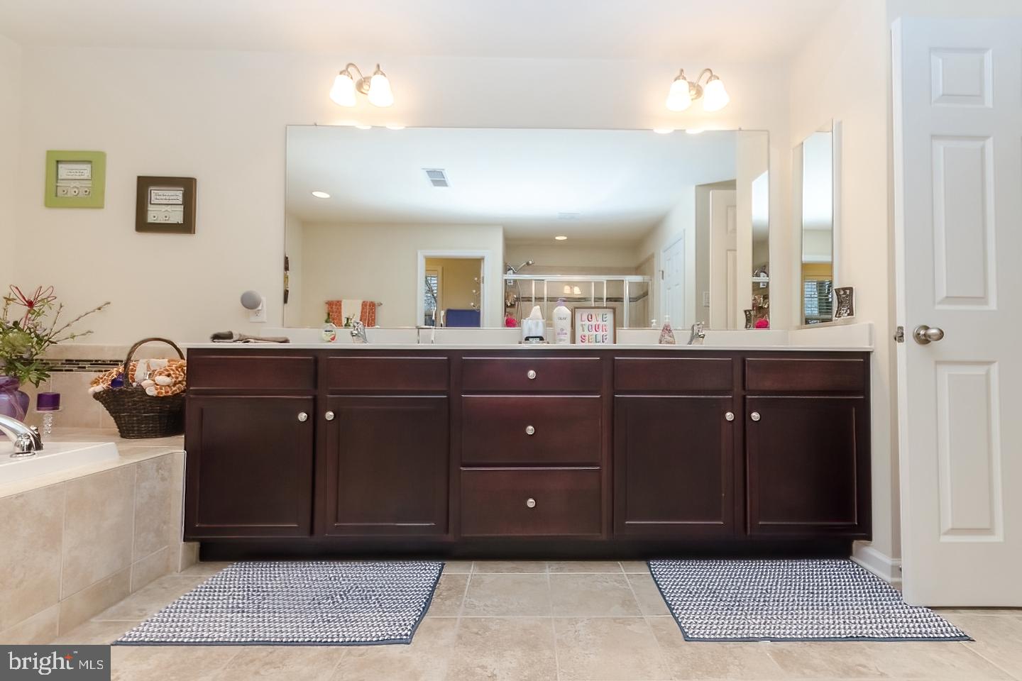 WILD ROSE - Residential