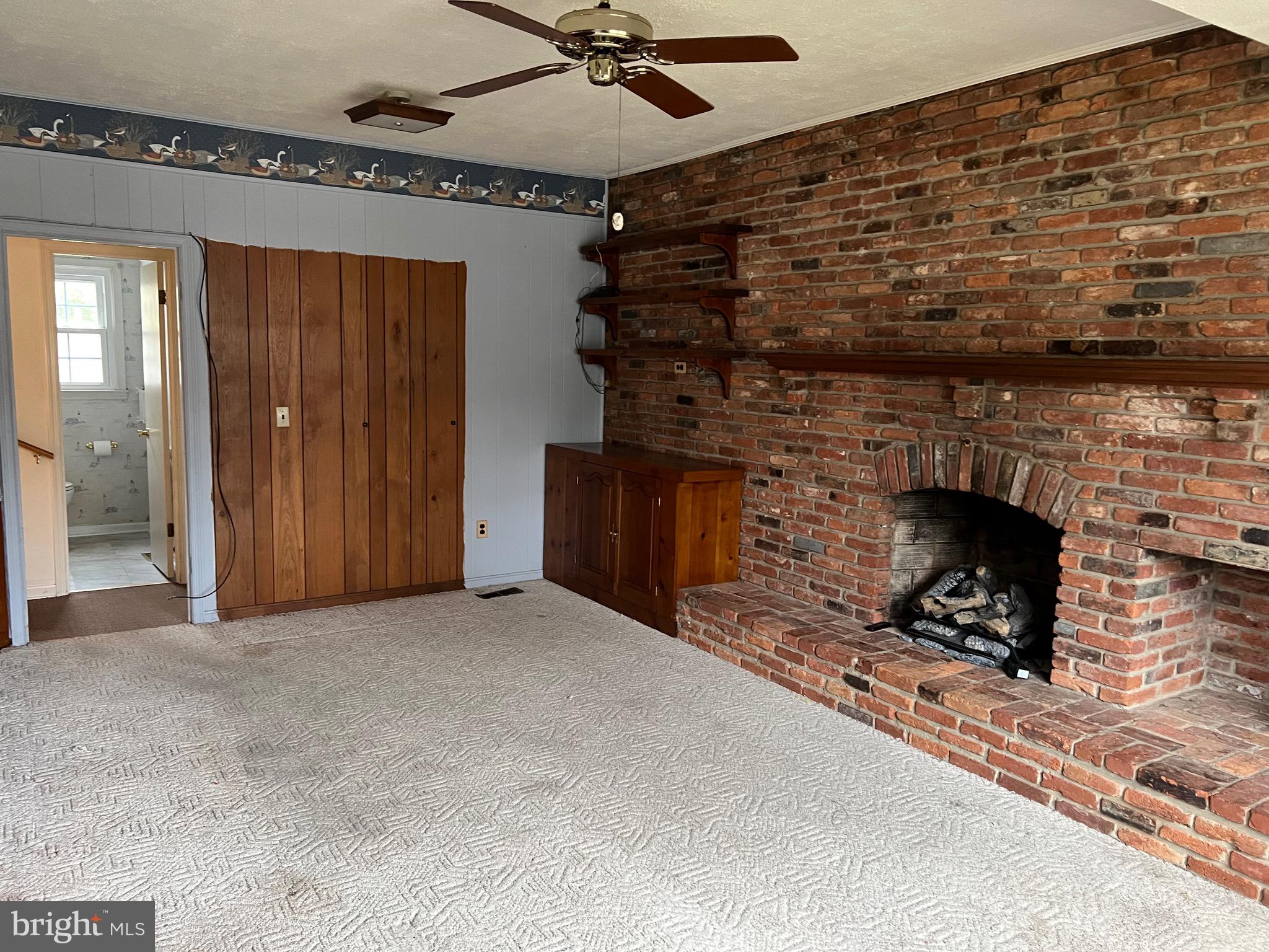 WHITEHURST - Residential