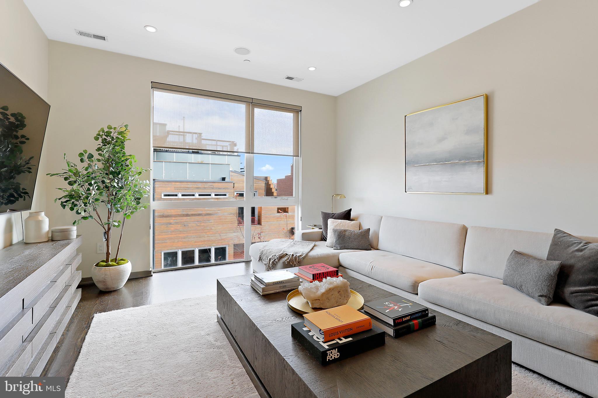 CANTON - Residential