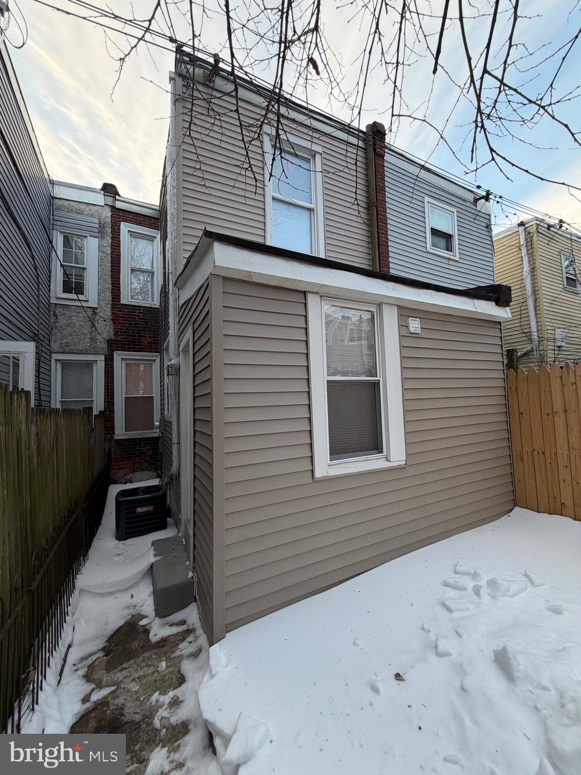 FRANKFORD - Residential