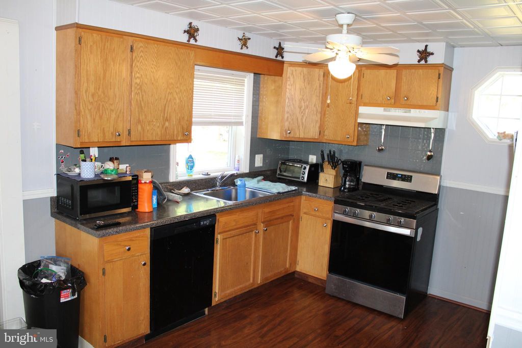 Photo of 2 Stites Avenue, GLOUCESTER CITY, NJ 08030 (MLS # NJCD2103248)