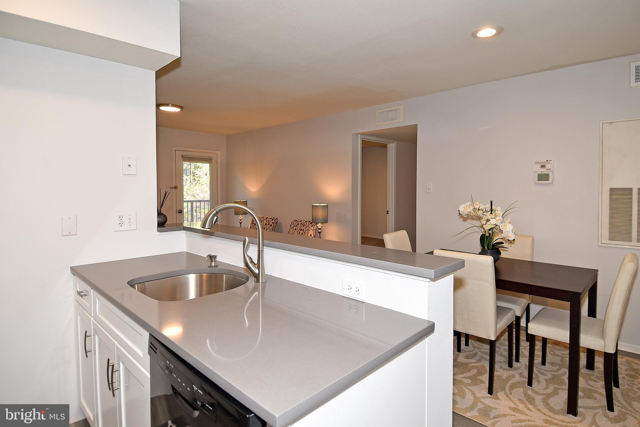 POINTE AT PARK CENTER - Residential