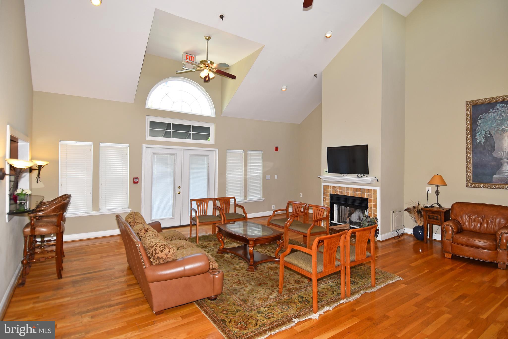 POINTE AT PARK CENTER - Residential