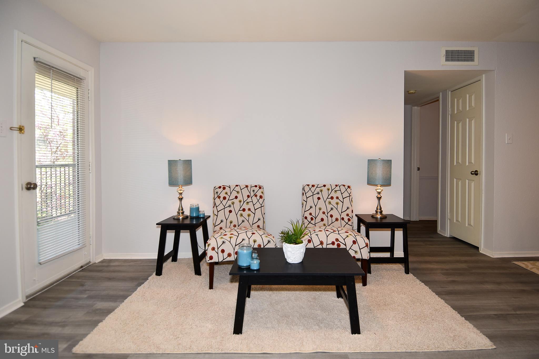 POINTE AT PARK CENTER - Residential