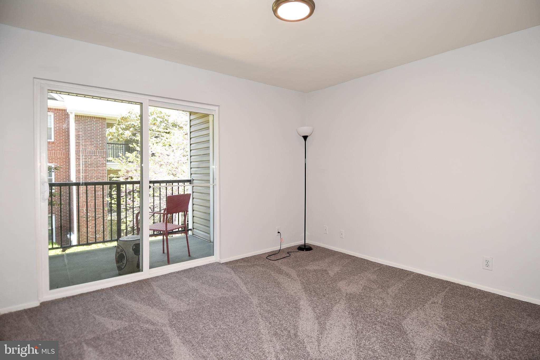 POINTE AT PARK CENTER - Residential