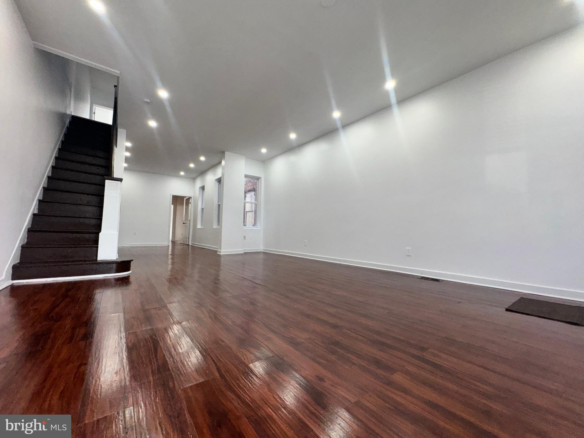 MILL CREEK - Residential