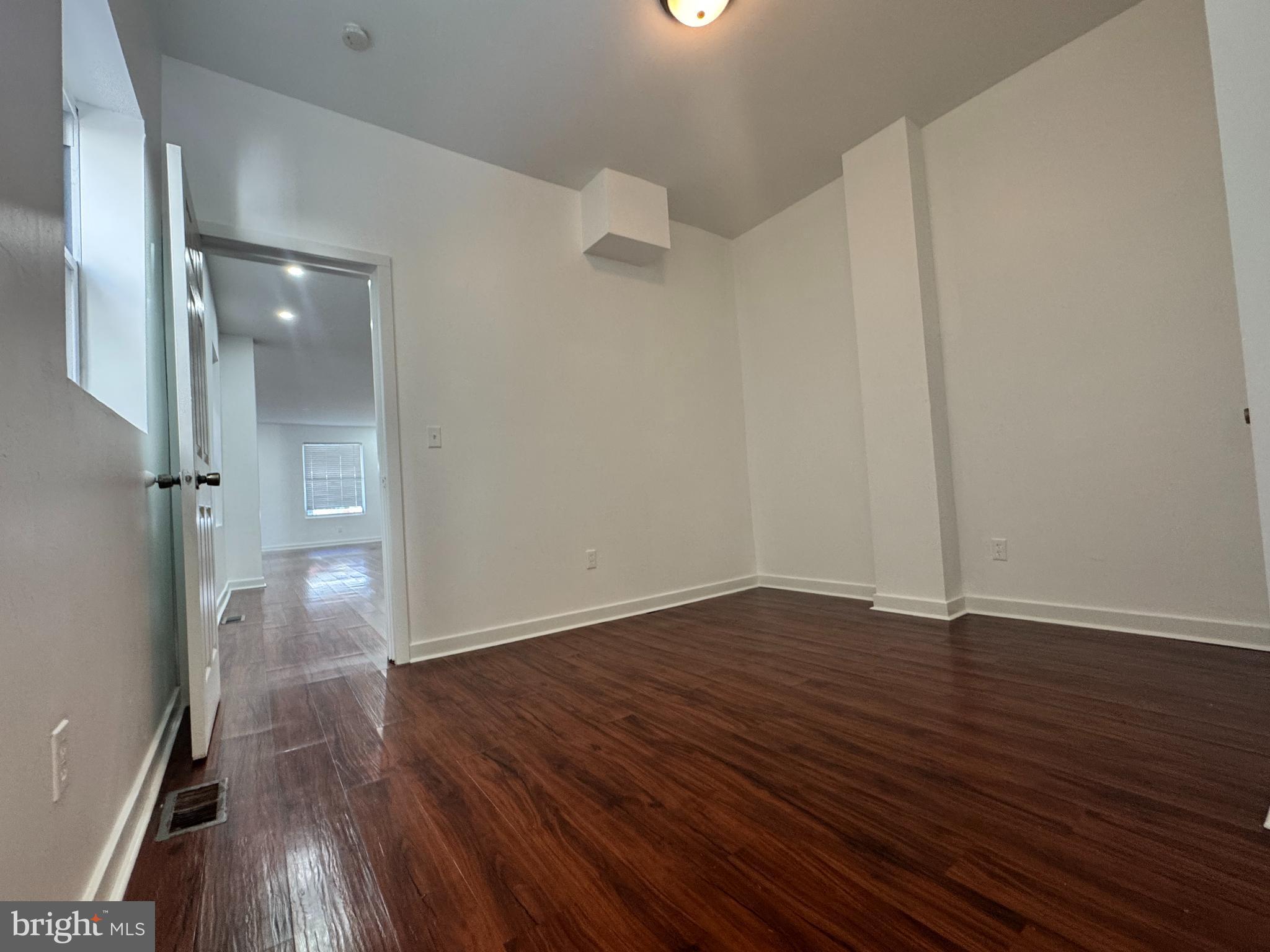 MILL CREEK - Residential