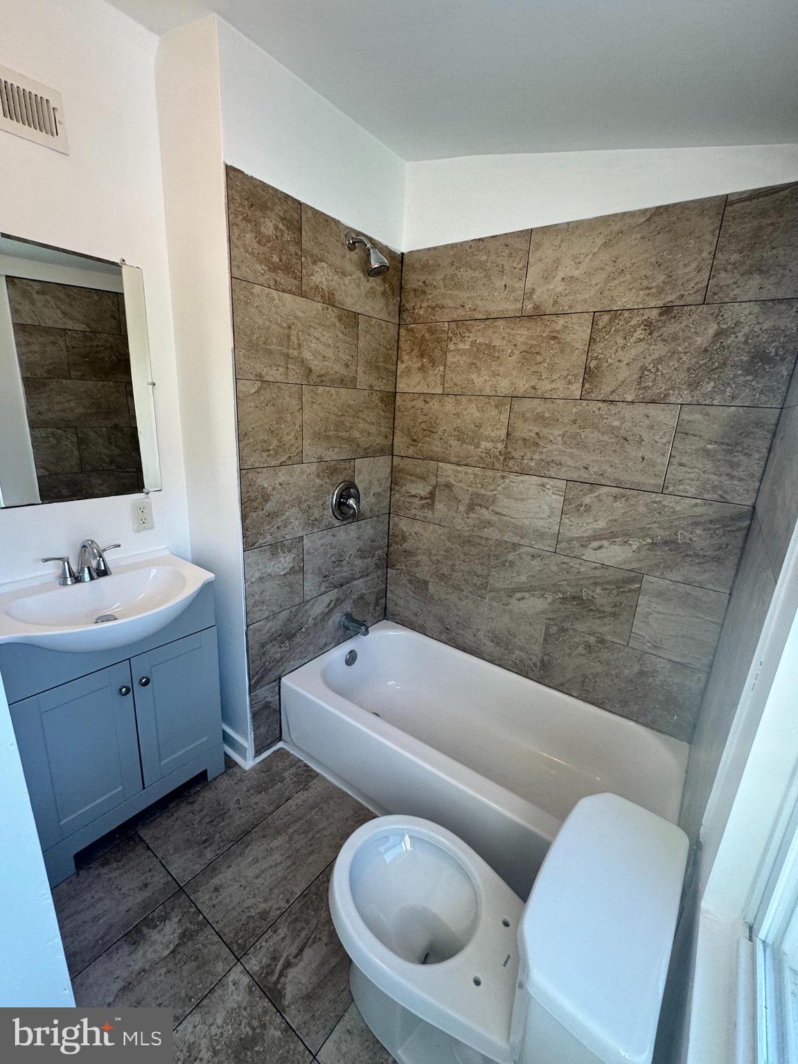 MILL CREEK - Residential