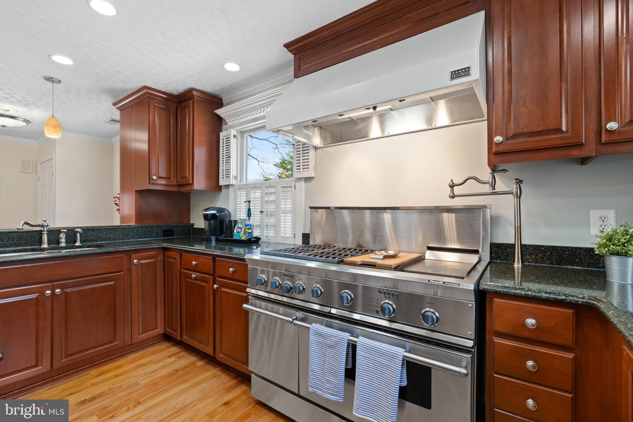 PIMMIT HILLS - Residential