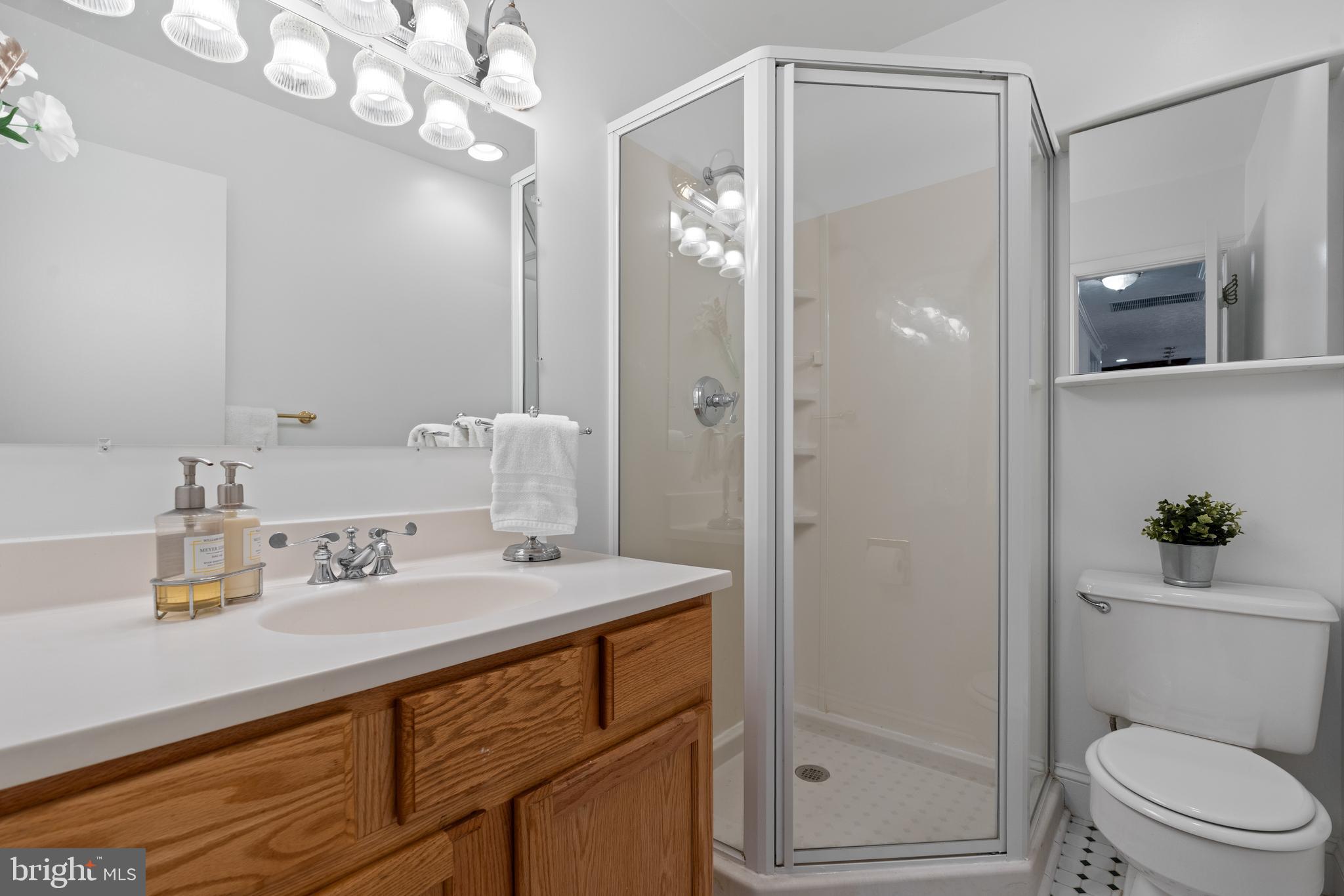 PIMMIT HILLS - Residential