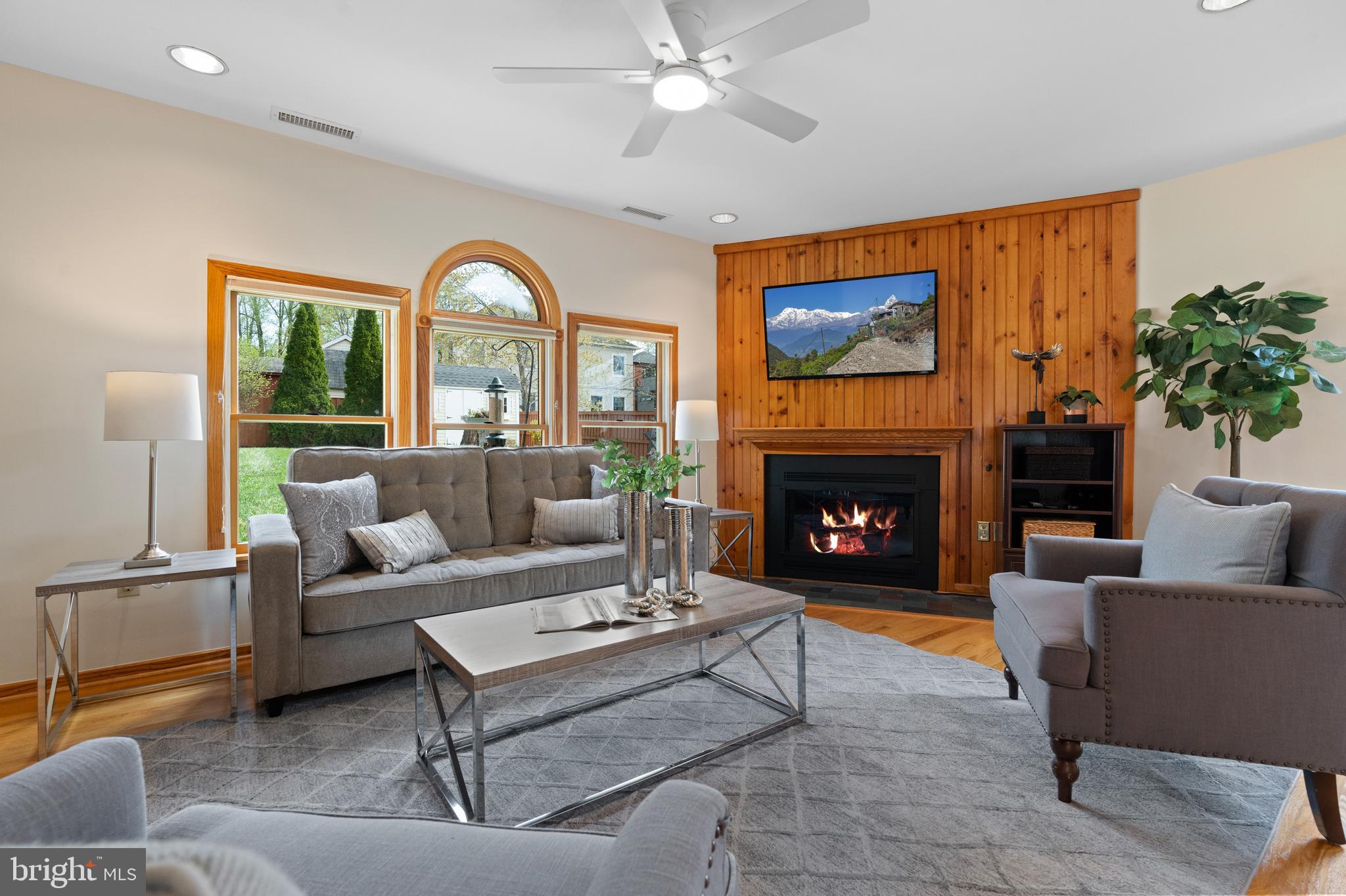 PIMMIT HILLS - Residential