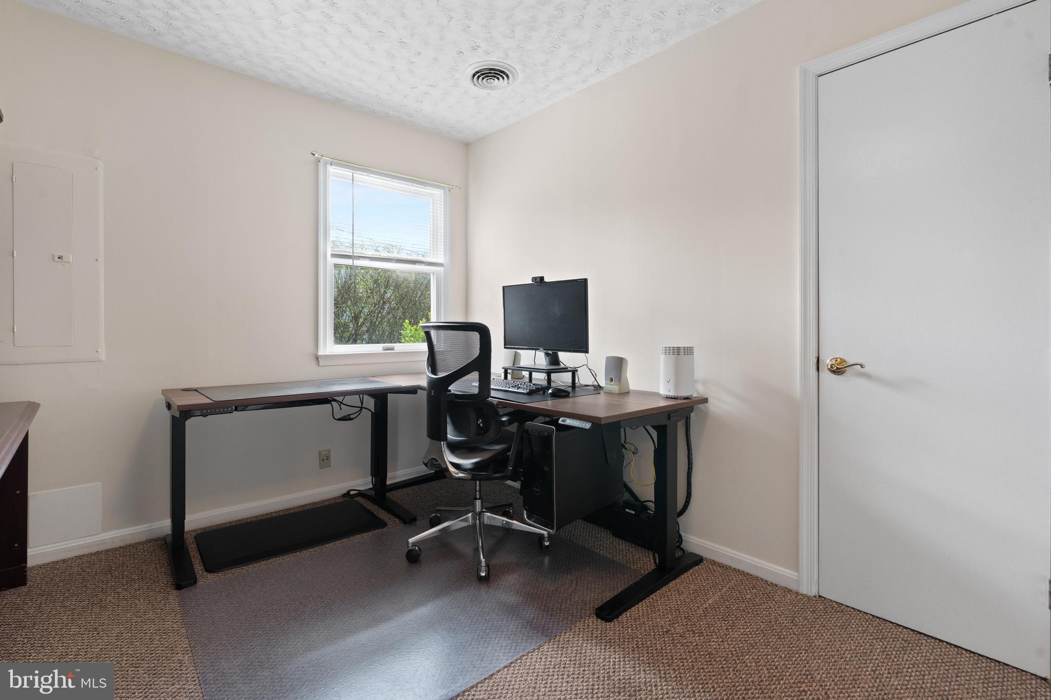 PIMMIT HILLS - Residential