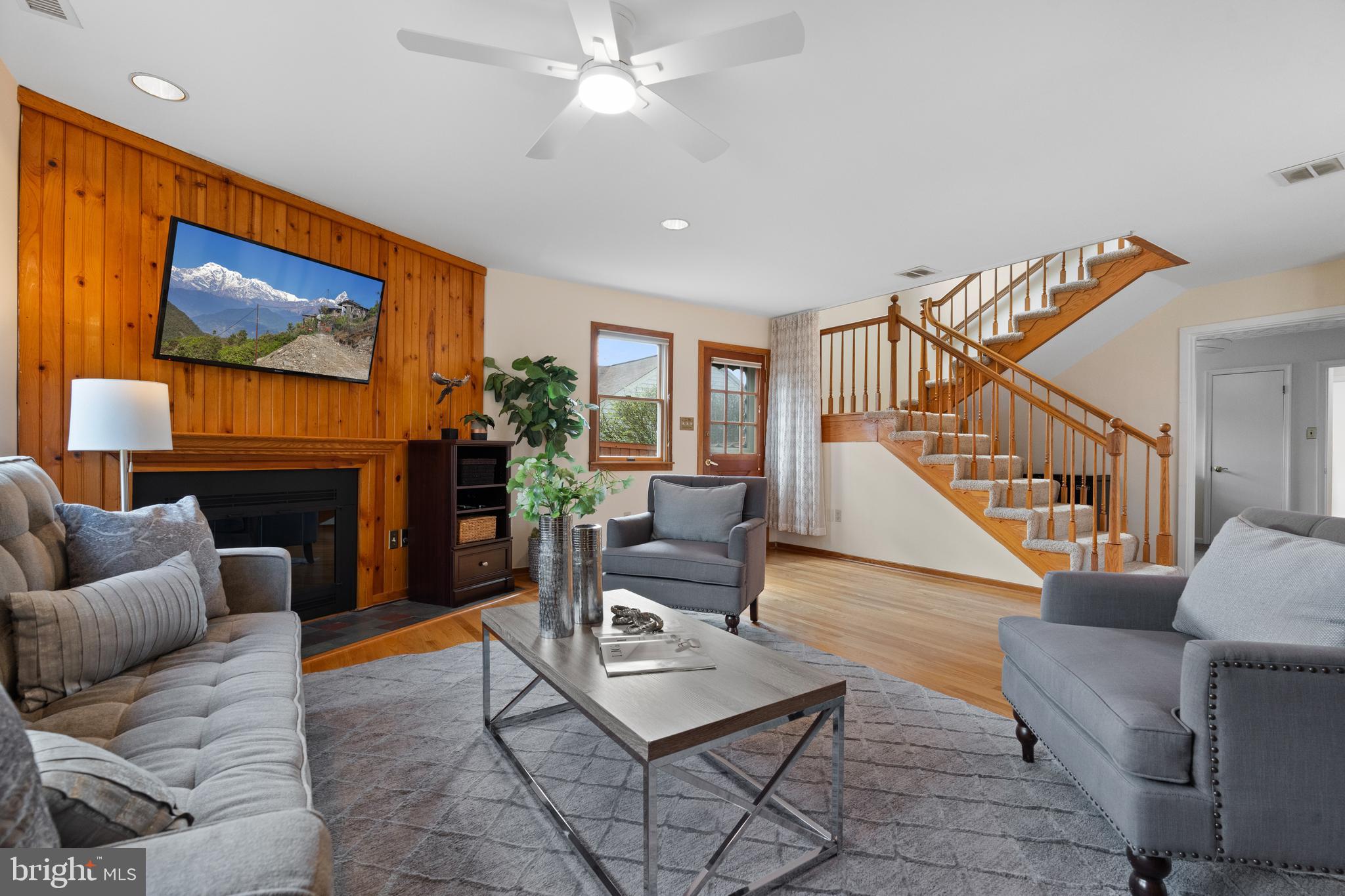 PIMMIT HILLS - Residential