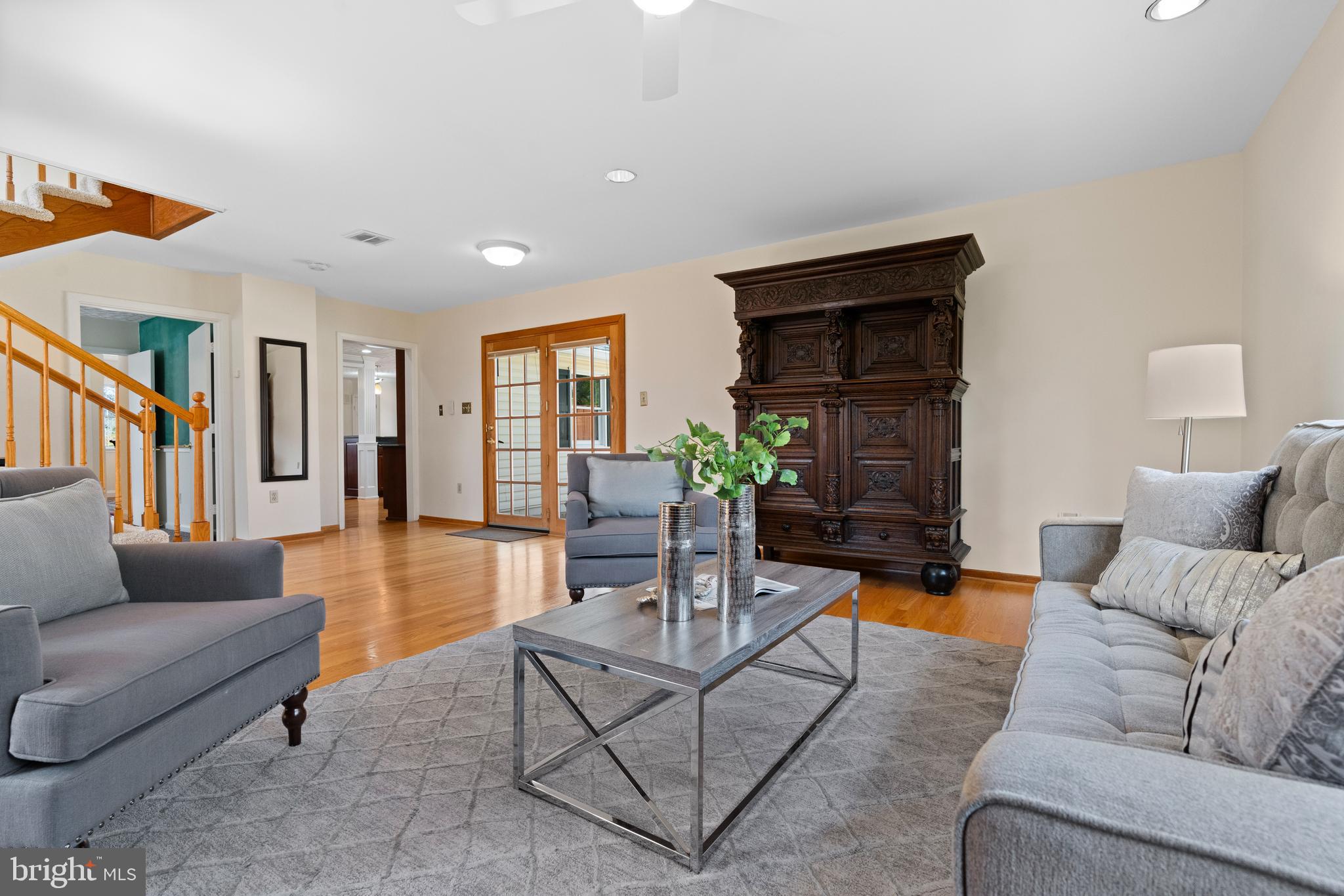 PIMMIT HILLS - Residential