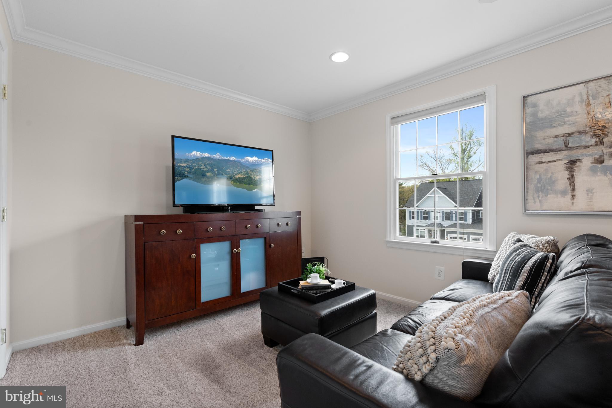 PIMMIT HILLS - Residential