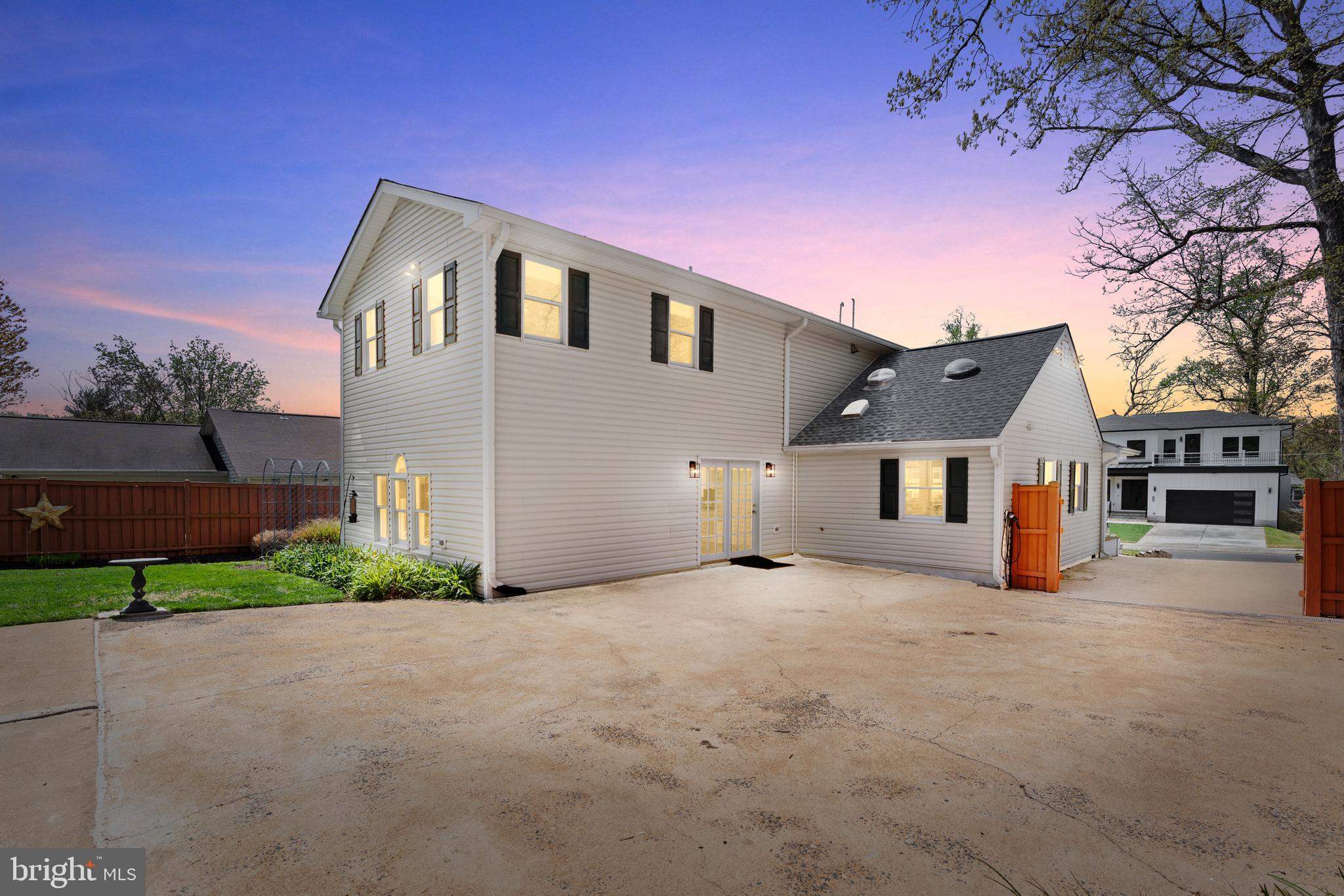 PIMMIT HILLS - Residential