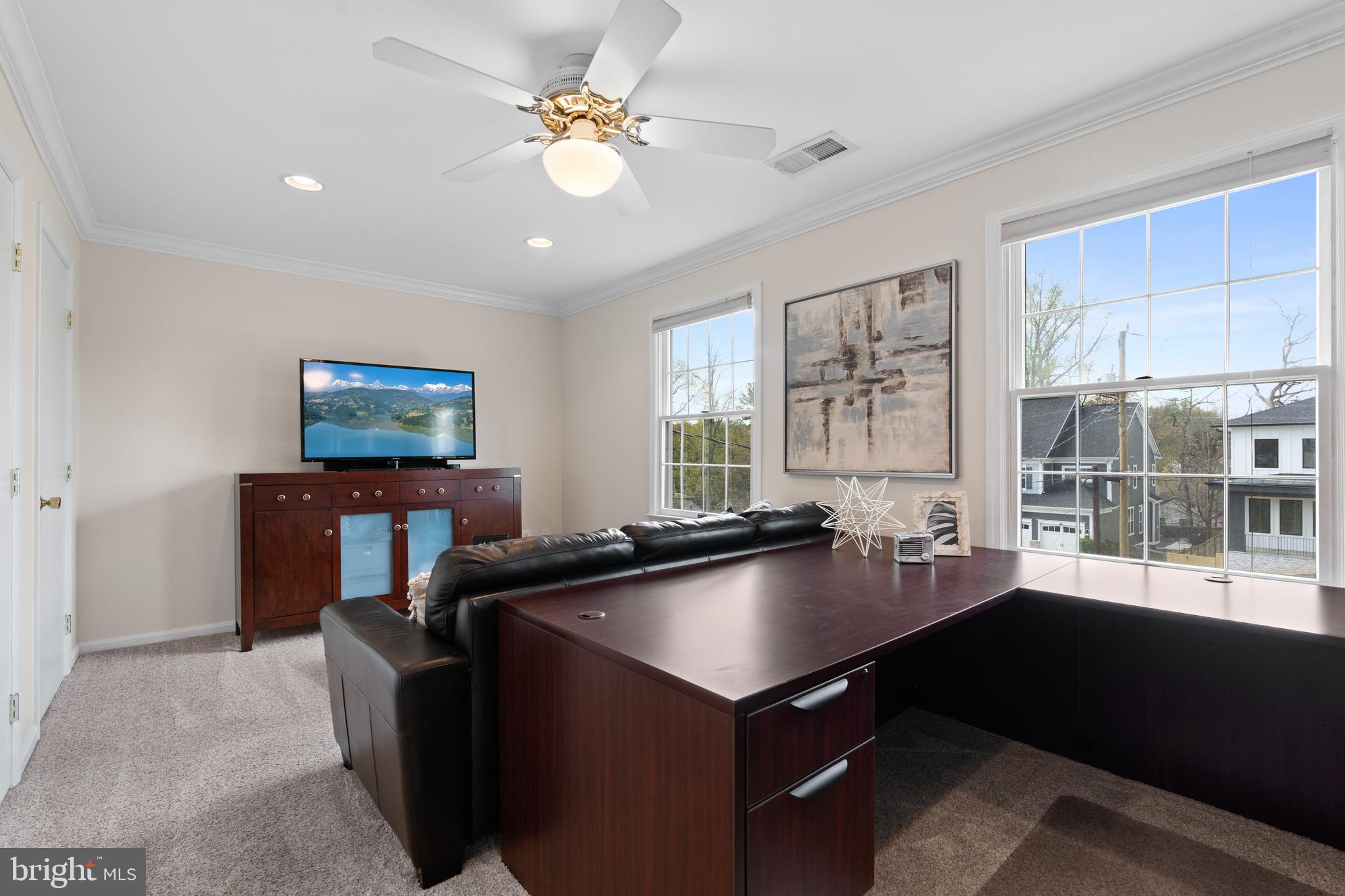 PIMMIT HILLS - Residential