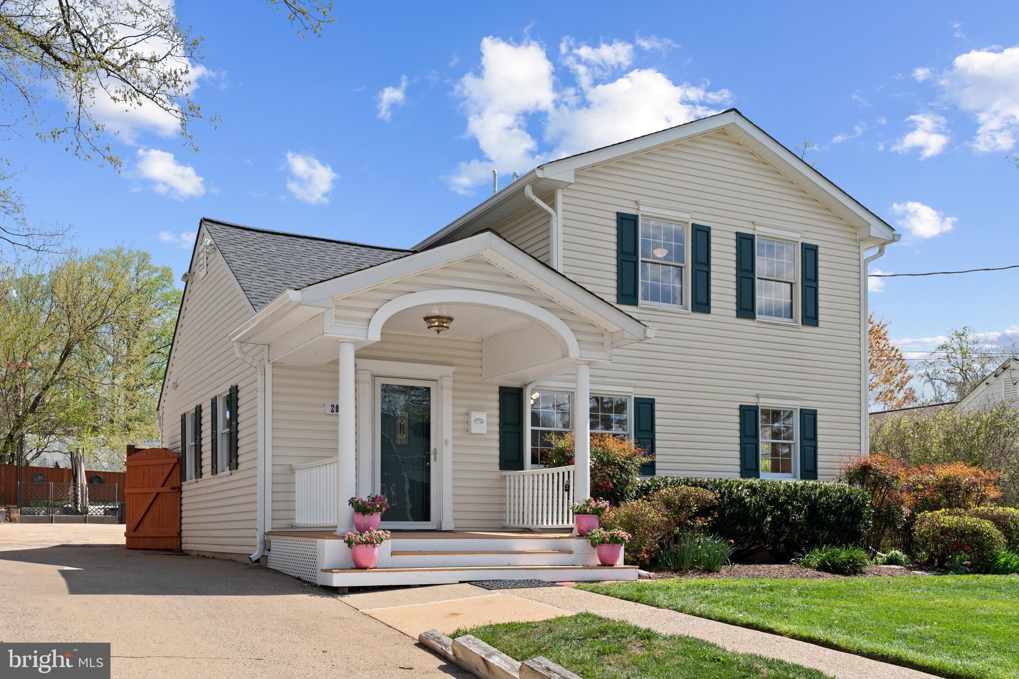 PIMMIT HILLS - Residential