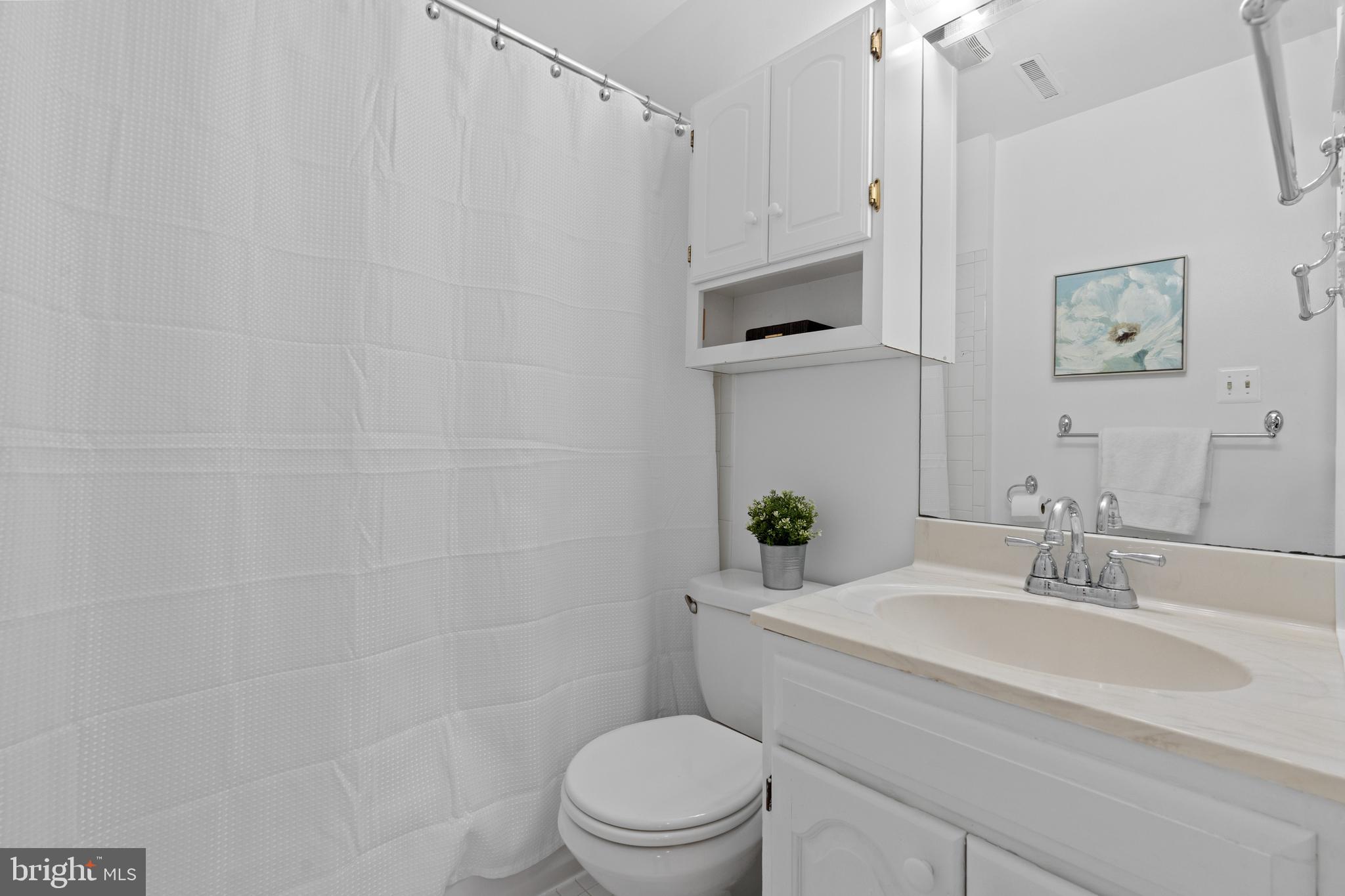 PIMMIT HILLS - Residential