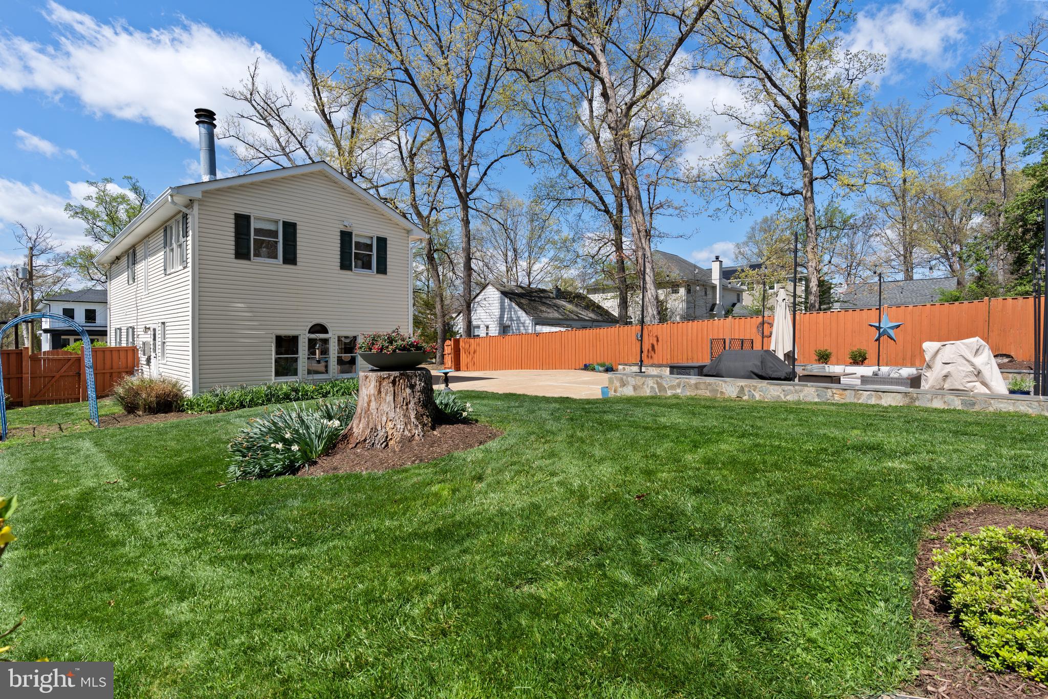 PIMMIT HILLS - Residential