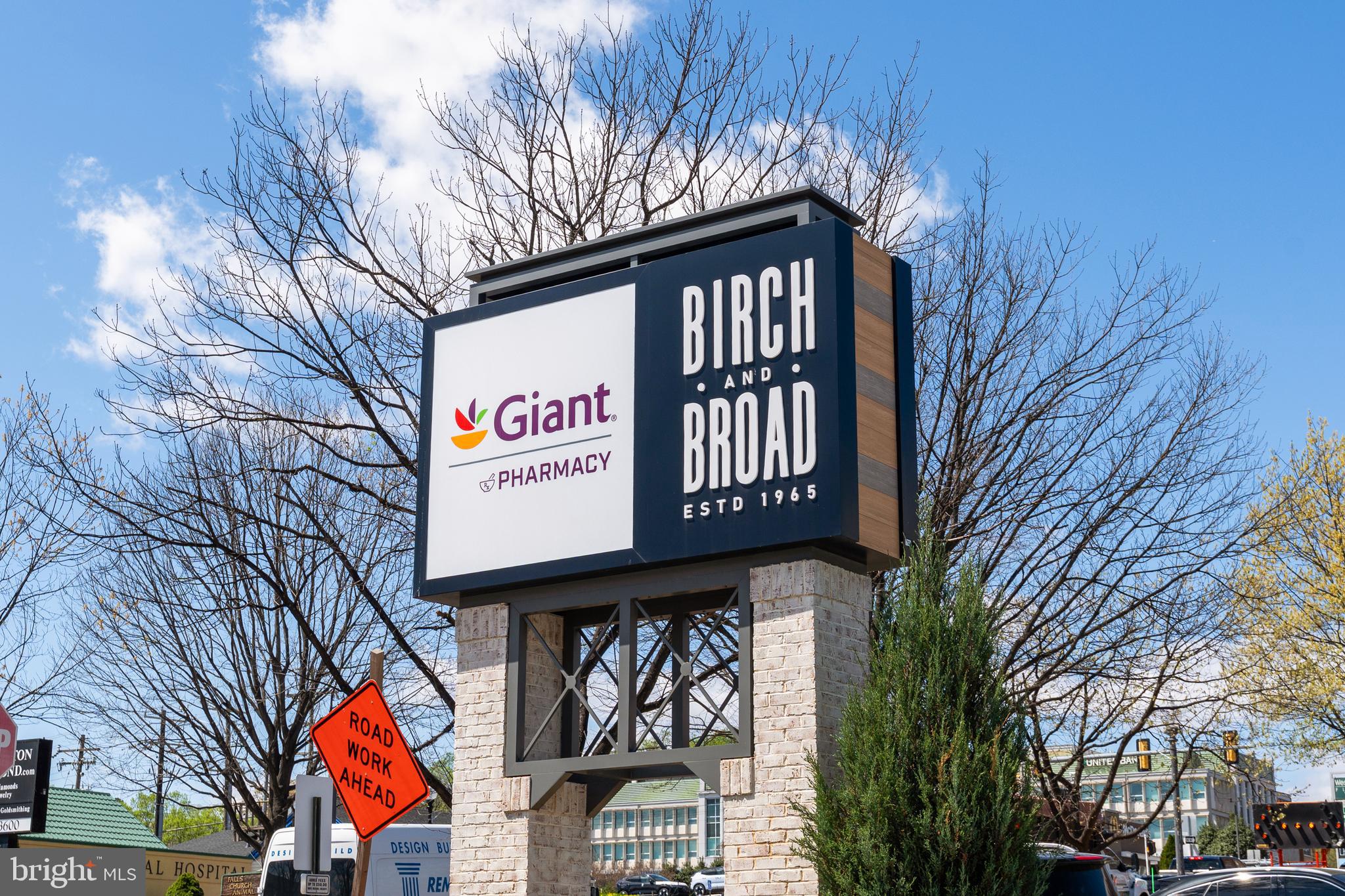 PIMMIT HILLS - Residential