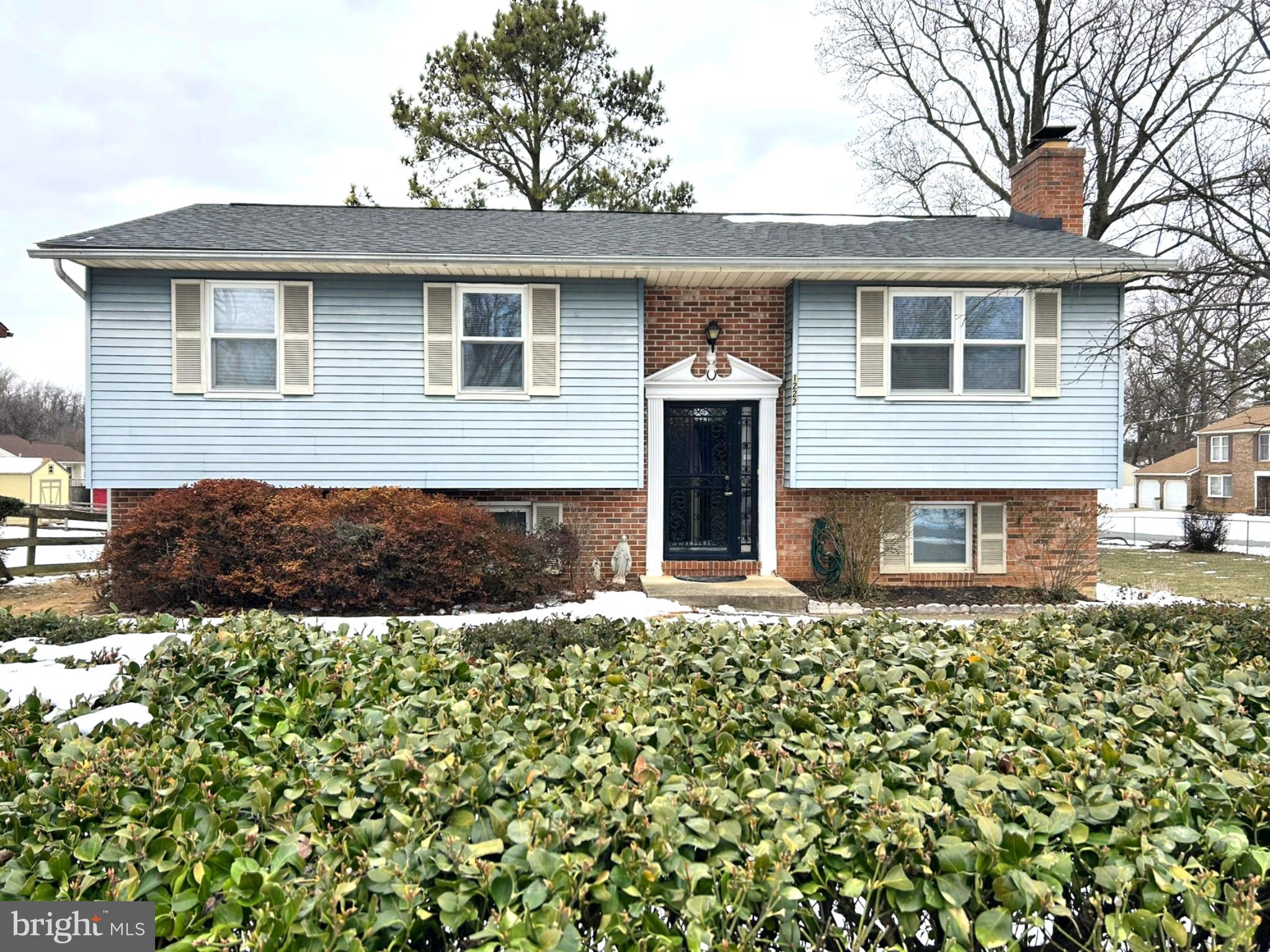 CATONSVILLE MANOR - Residential