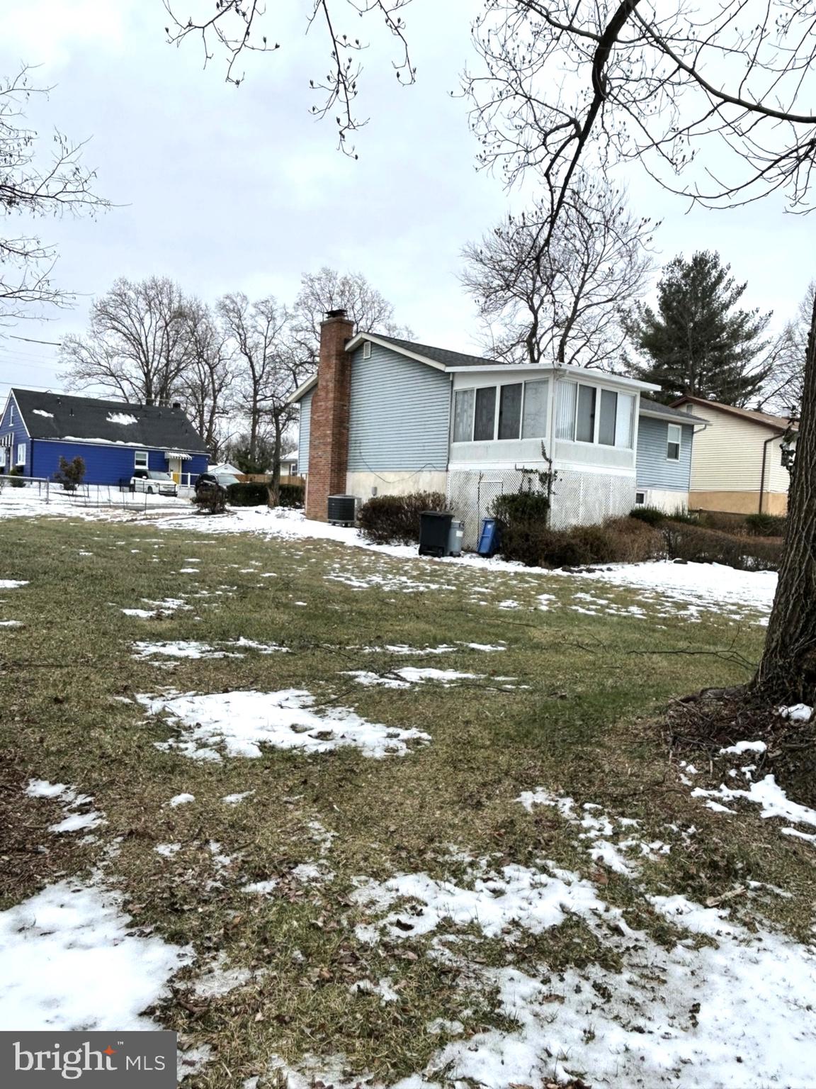 CATONSVILLE MANOR - Residential