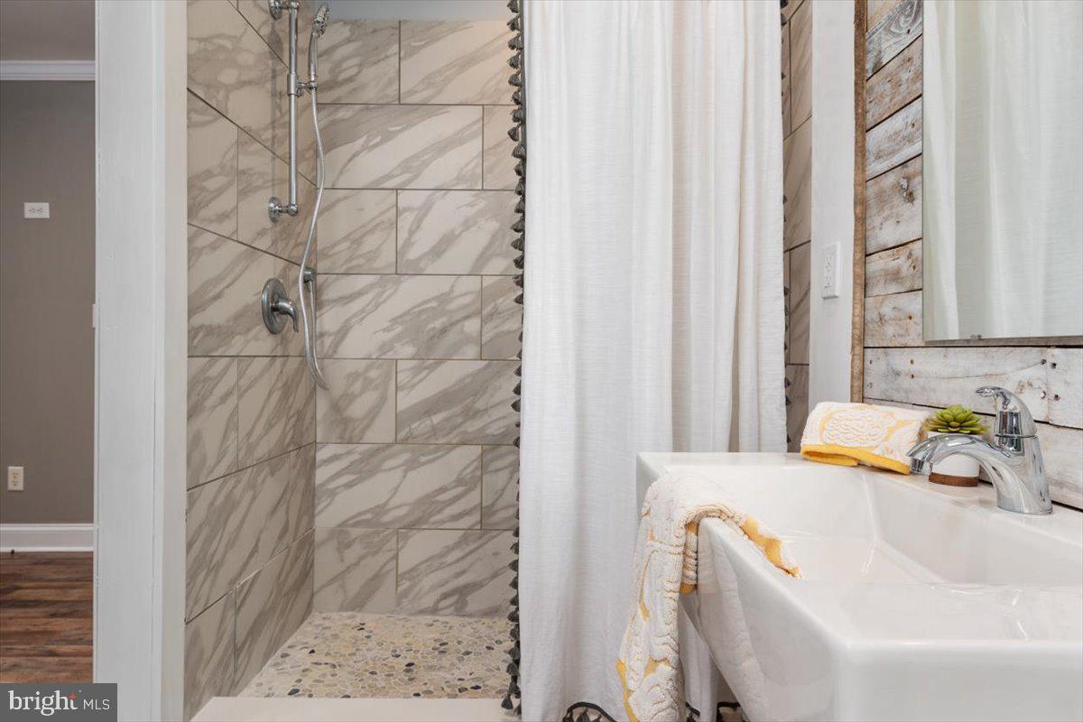 BIG WOODS - Residential