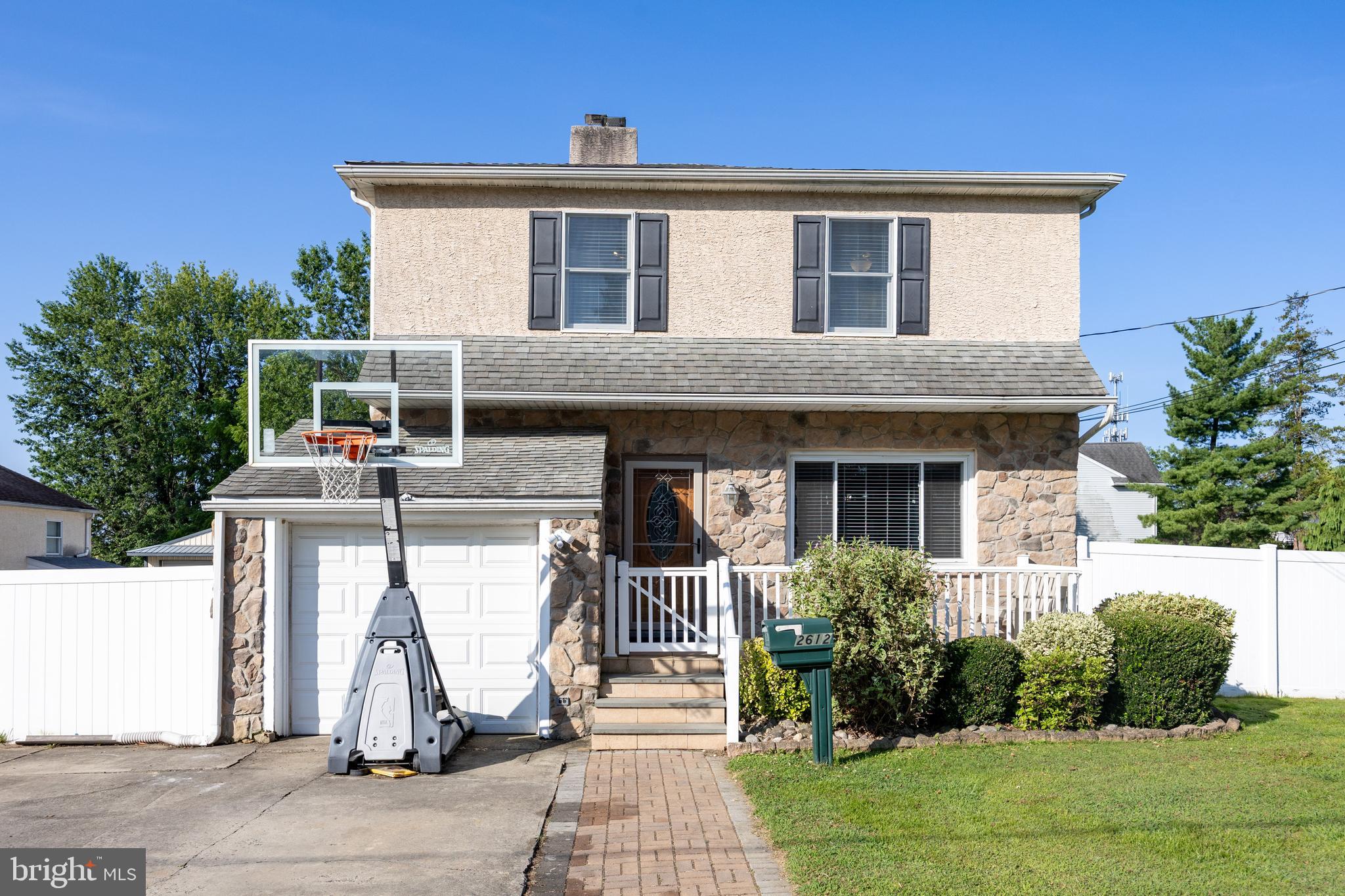 This beautifully renovated and expanded single-family home delivers style, space, and convenience in one unbeatable package with over 2,600 sqft of living space!
Step inside to a welcoming living room anchored by a cozy fireplace that sets the tone for what is to come. A formal dining room offers endless opportunities for entertaining, while a versatile main-floor office with a full bath is ideal for remote work or guest stays. The updated kitchen boasts stainless appliances paired with timeless granite counters and flows seamlessly into an expansive sun-filled family room, where vaulted ceilings, recessed lighting, and sliding doors open to a spacious rear deck and fully fenced yard.
Upstairs, four generously sized bedrooms share a spa-like hall bath featuring a soaking tub, dual-sink vanity, and an oversized glass-enclosed shower. The finished basement offers additional living space, a convenient powder room, and ample storage in the unfinished area. Not to be missed, this home comes with a Generac Generator offering its next owner peace of mind!
Located in the sought-after Marple Newtown School District, this home offers easy access to Route 476, West Chester Pike, and Sproul Road—making your daily commute and weekend outings a breeze. This is more than a home—it’s where comfort meets convenience in a location you’ll love!