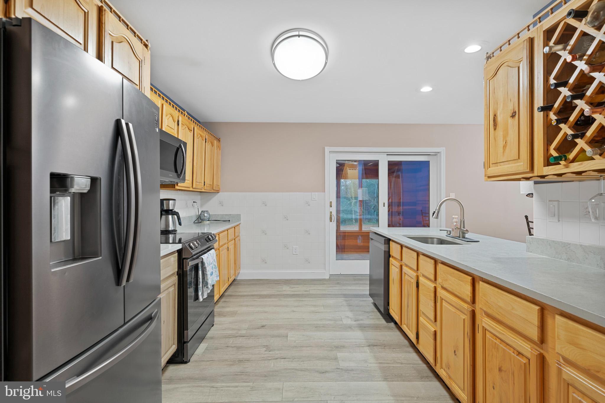 ROUSBY HALL WOODS - Residential