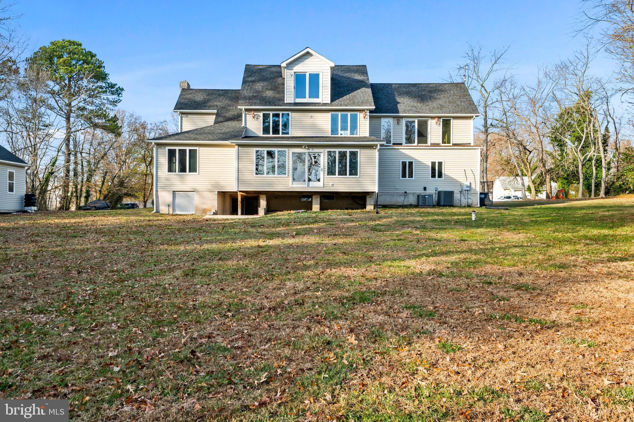 ROUSBY HALL WOODS - Residential