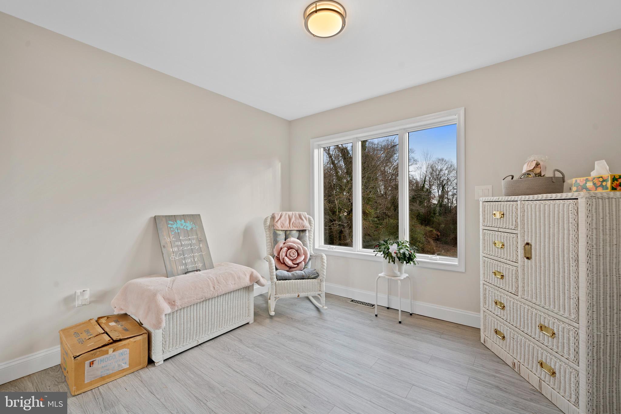 ROUSBY HALL WOODS - Residential