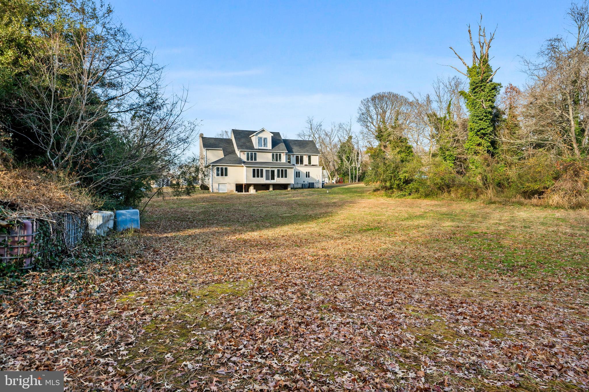 ROUSBY HALL WOODS - Residential