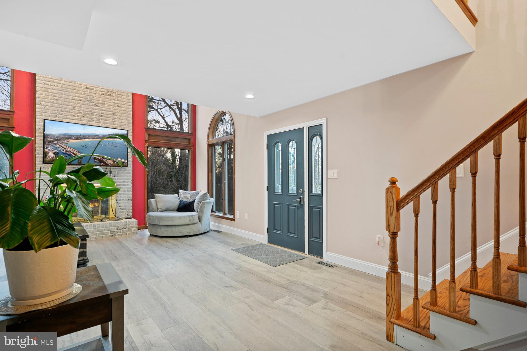 ROUSBY HALL WOODS - Residential