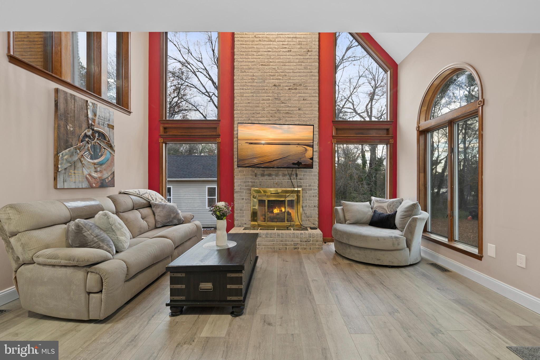 ROUSBY HALL WOODS - Residential