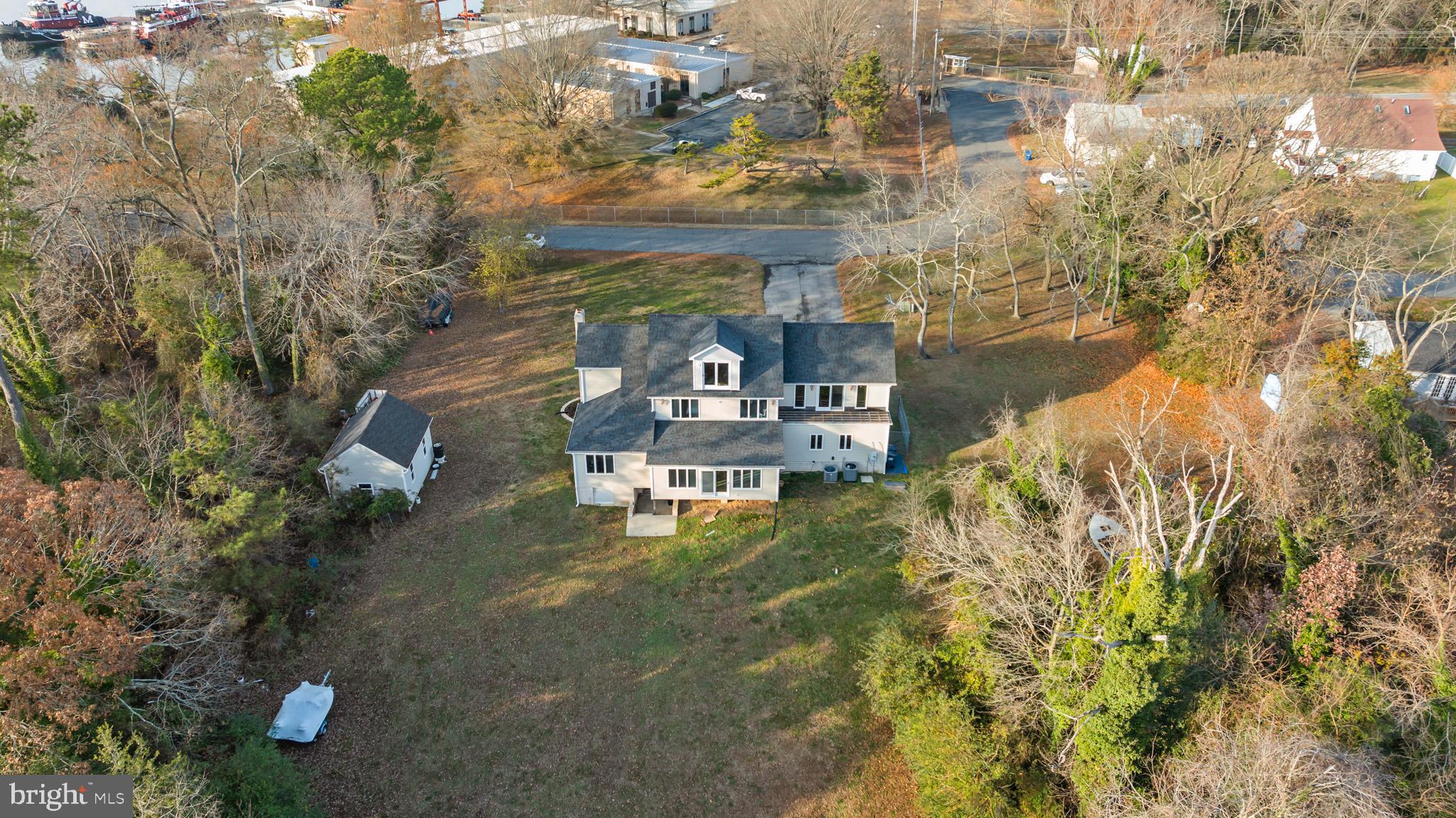 ROUSBY HALL WOODS - Residential