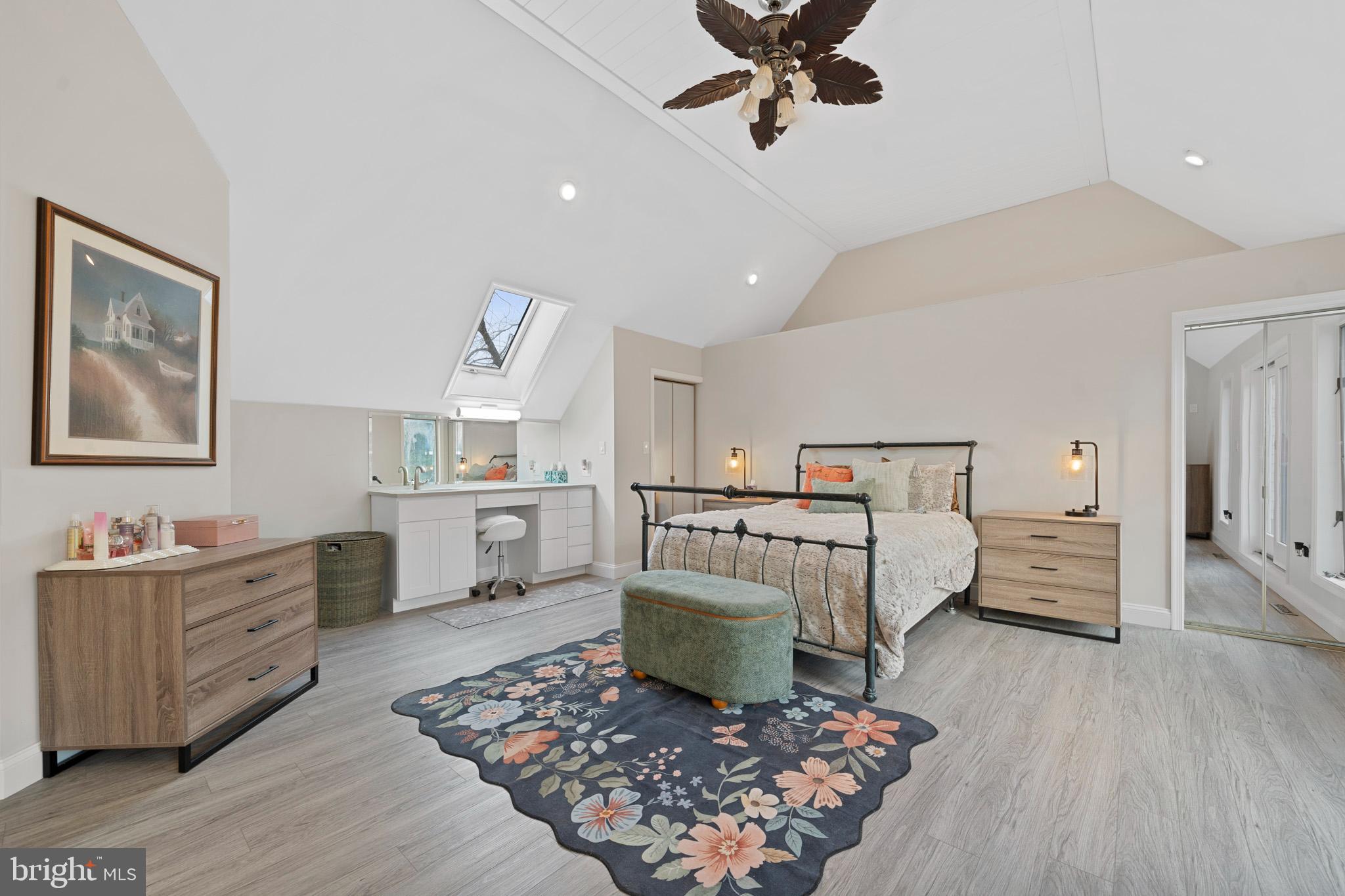 ROUSBY HALL WOODS - Residential