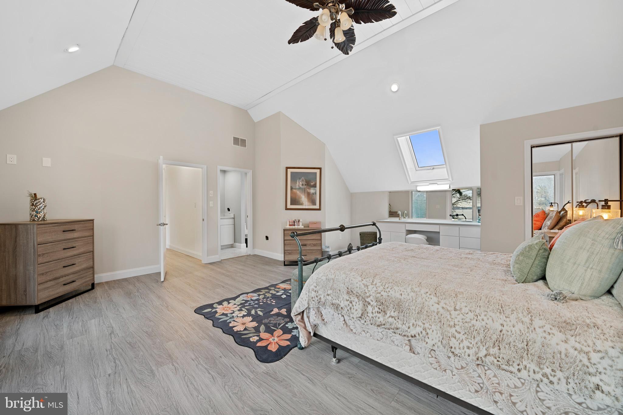 ROUSBY HALL WOODS - Residential