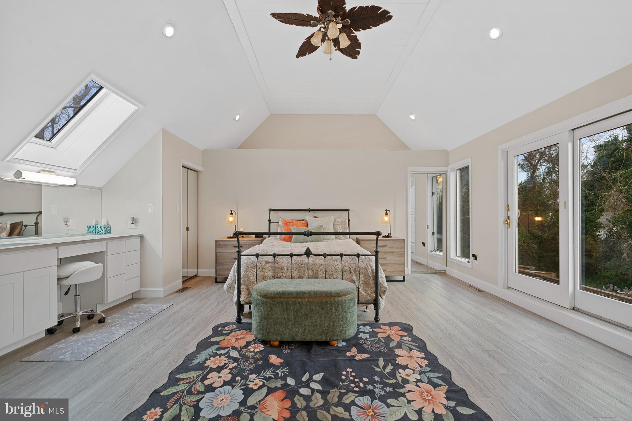 ROUSBY HALL WOODS - Residential