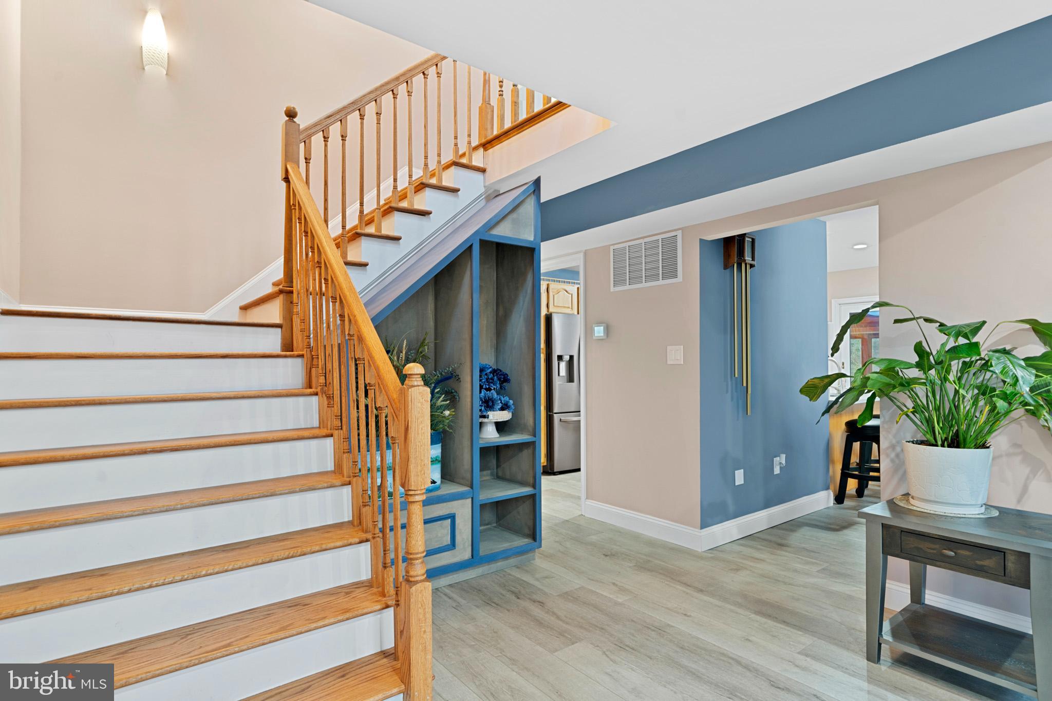 ROUSBY HALL WOODS - Residential