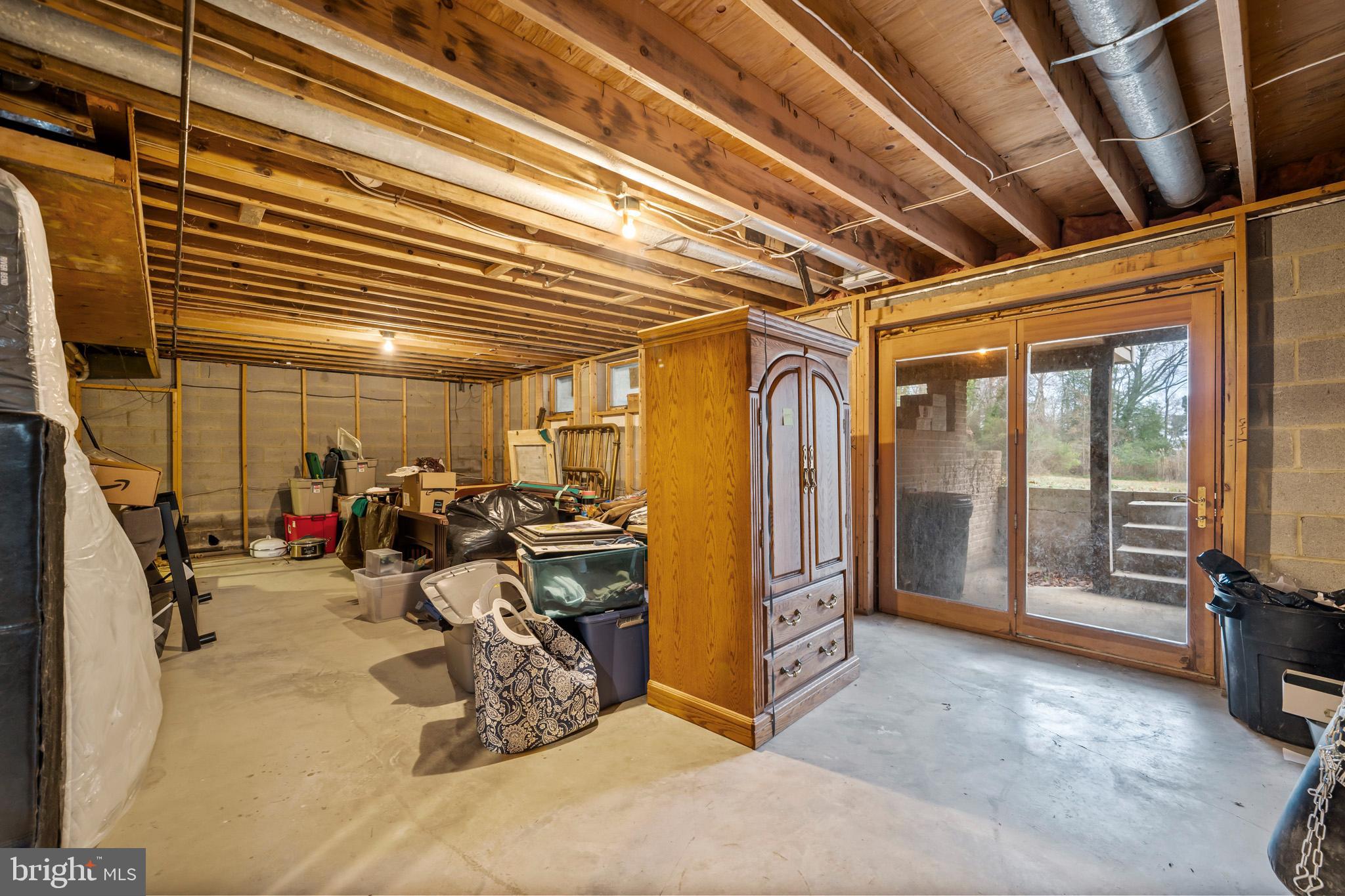 ROUSBY HALL WOODS - Residential